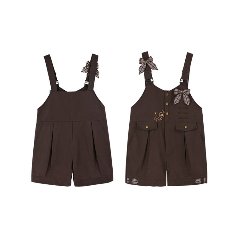 Dunkelbraune karierte Latzshorts mit Schleifendetail