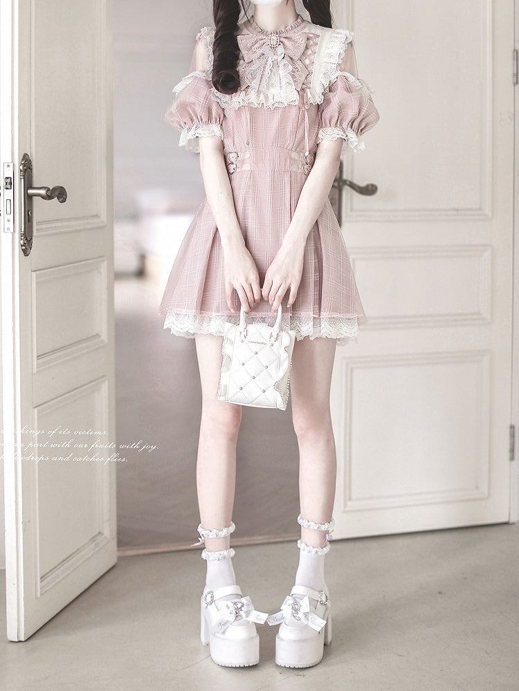 Cutout Neck Kei with Pink Lace Plaid Lace-up Dusty Jirai in Style White Shoulder Dress Details