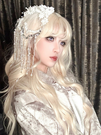 ブロンドの前髪付き 長さ60cm ウェーブウィッグ エア