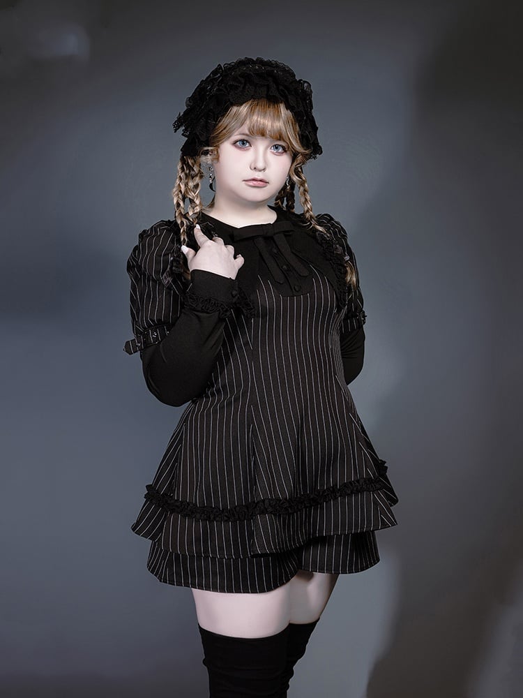 Kei Striped Gothic Jirai Black Collar Set: Shorts Brooch Bow Juliette Top with Pointed Sleeve
