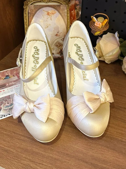 Bow Accents & Decorative Heart Snap PU Golden Mid Heels in Classic Lolita
