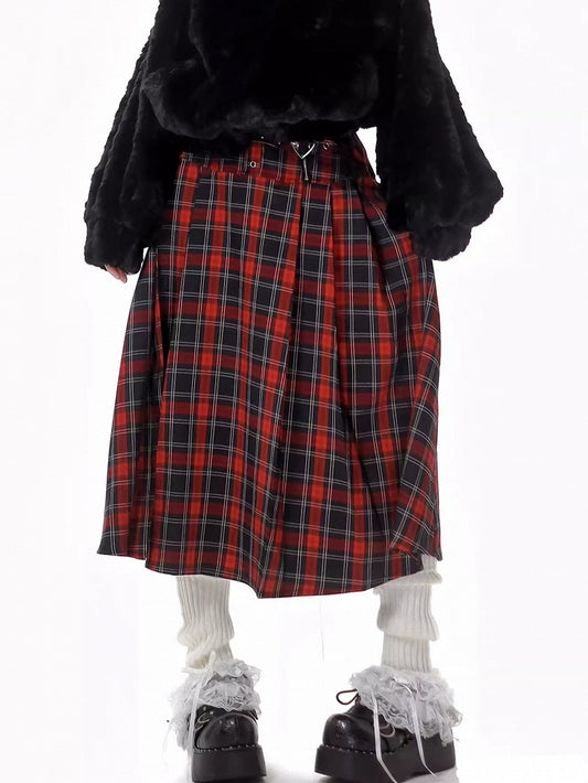 レッドハートバックルチェック柄プリーツスカート