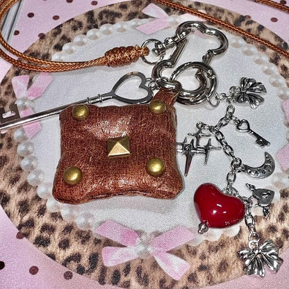 Herzförmiger Kettenanhänger Y2K Schlüssel