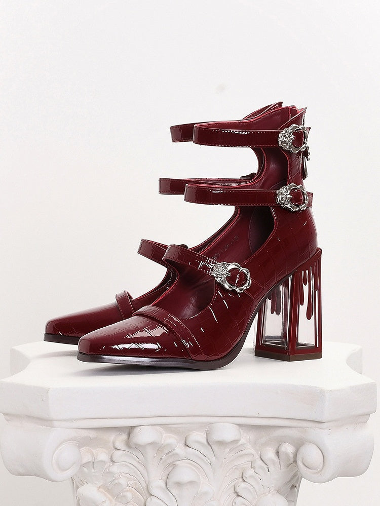 光沢のあるレッドゴシッククロコダイルバックルストラップ、ブラッドドリップハイブロックヒール