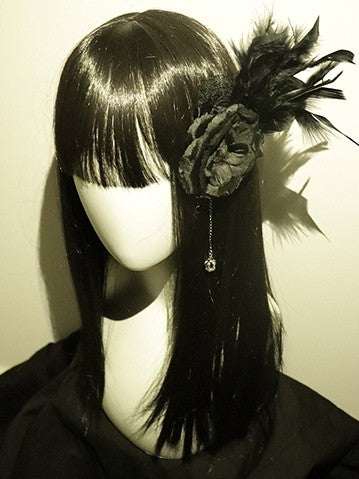 Crown Charm Design Black Feather Decorated Hairclip Floral