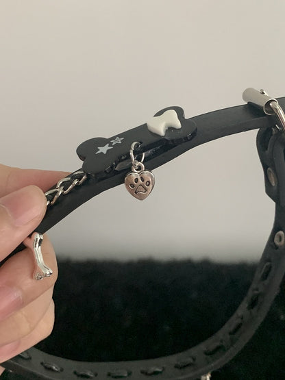 パンクなブラックパピーブレスレット（ボーンチャーム付き）