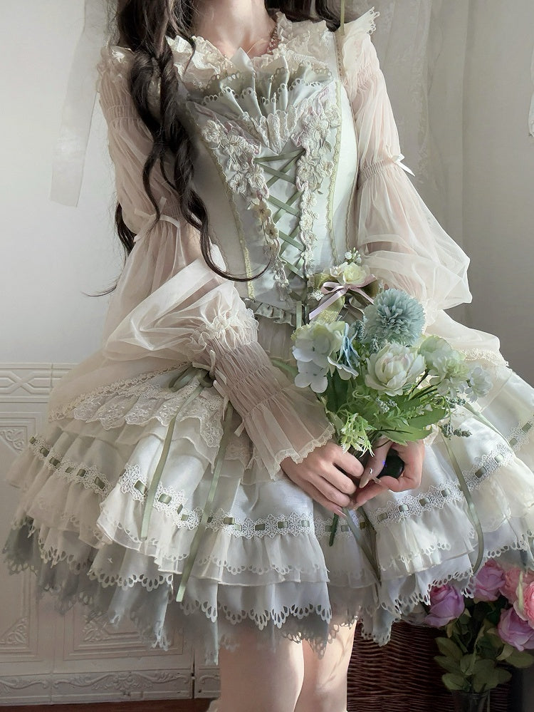 ベージュのセミシースルーレッグオブマトンスリーブブラウス