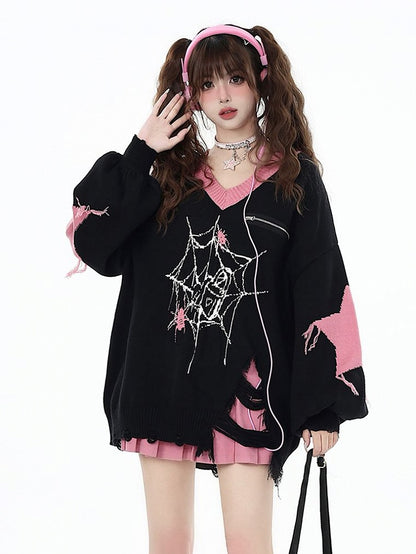Muster Mit Spinne, Distressed Web Saum, Schwarzer Pullover Mit Löchern