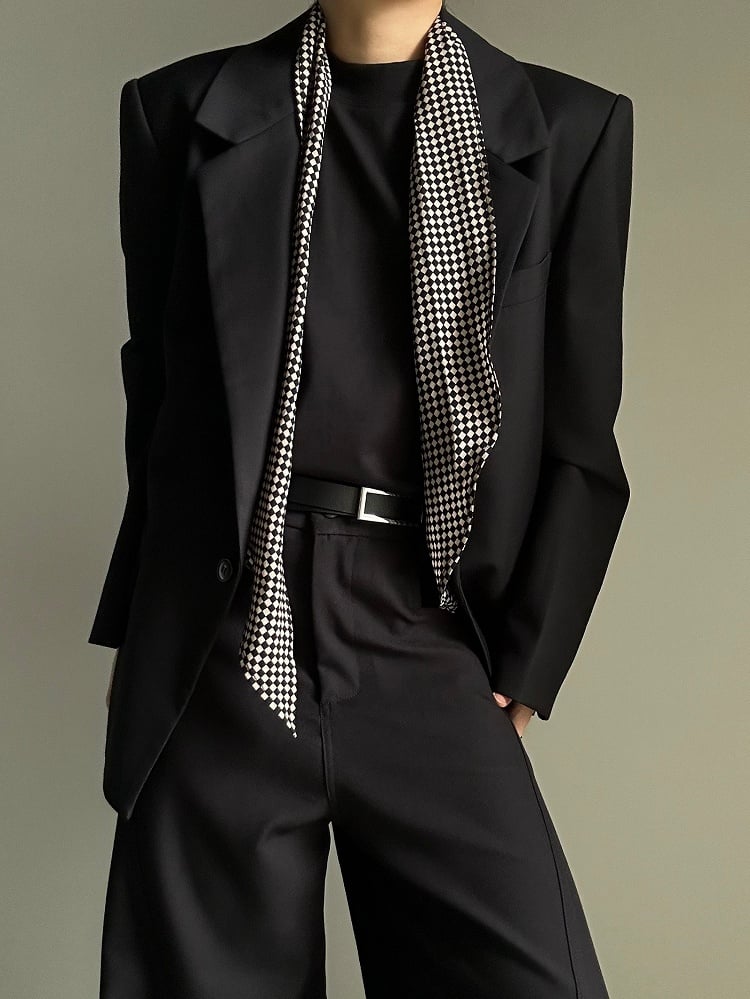 Black Collar with Notched Front Button Blazer - Ouji