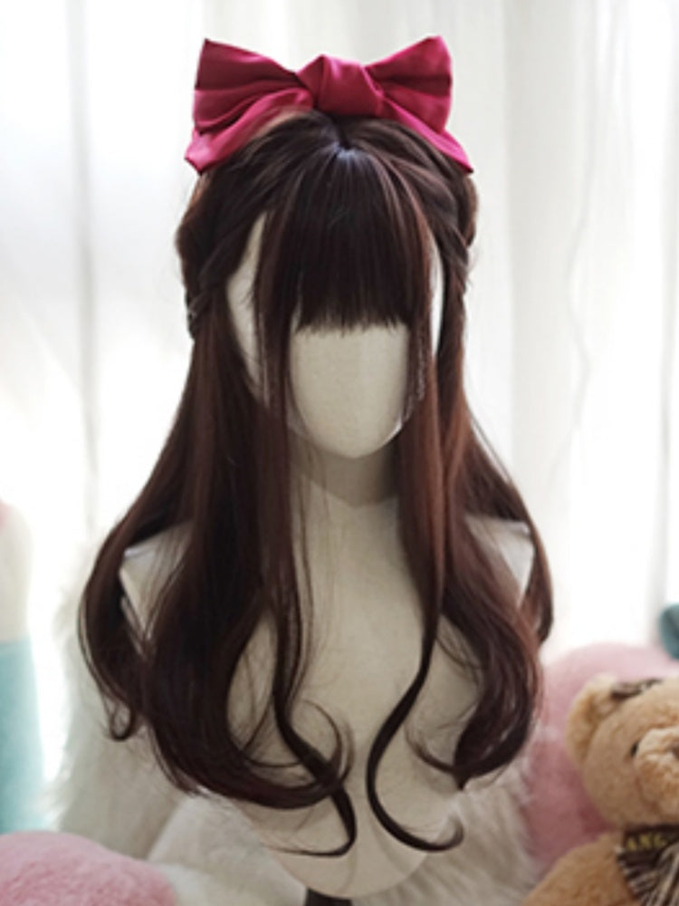 ダークブラウンのロングウェーブウィッグ（前髪あり）