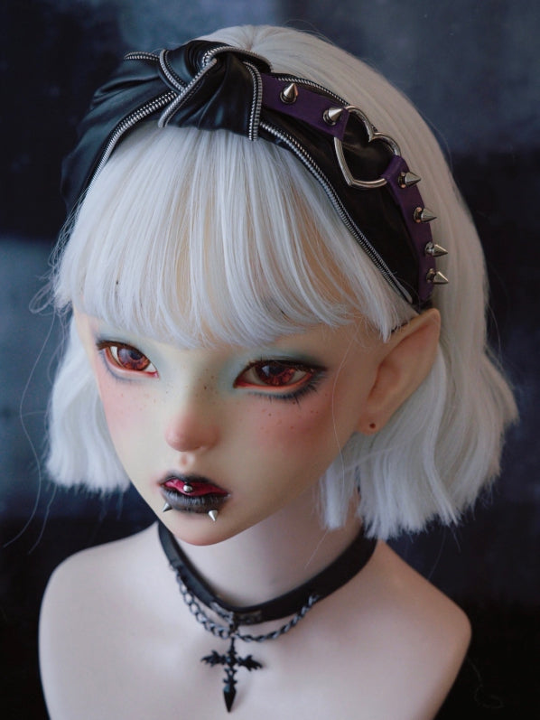 Schnallennieten Schwarz KC Lila und Knoten verziertes Gothic-Design