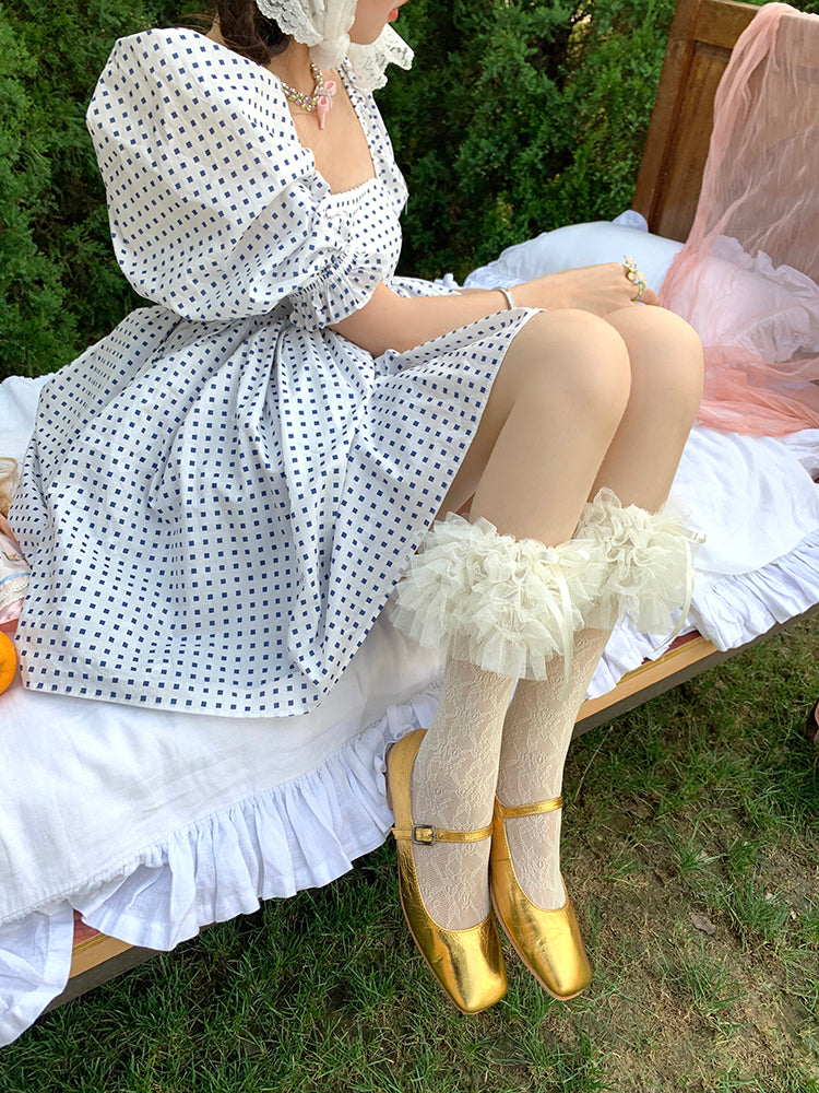 Black White Mid-Calf Mesh with / Milk Lace Socks