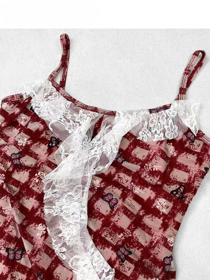 裾の華やかなほろ苦い柄の赤いスカートと白いドレスのキャミソールセット - チェック柄のレースの蝶の非対称 +