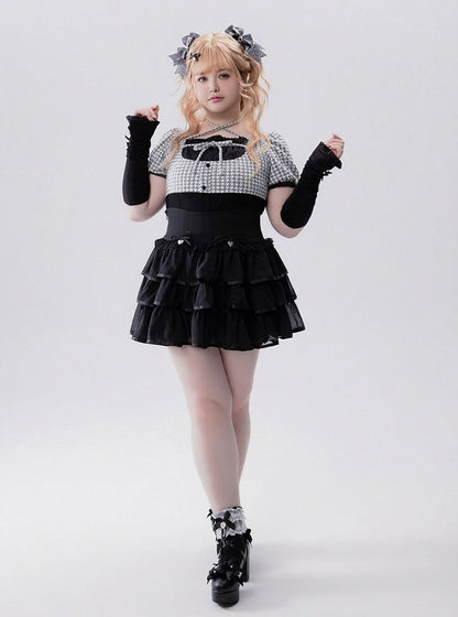 Black Jirai-Kei Ruffle Skirt with Built-In Shorts - Fluffy Heart
