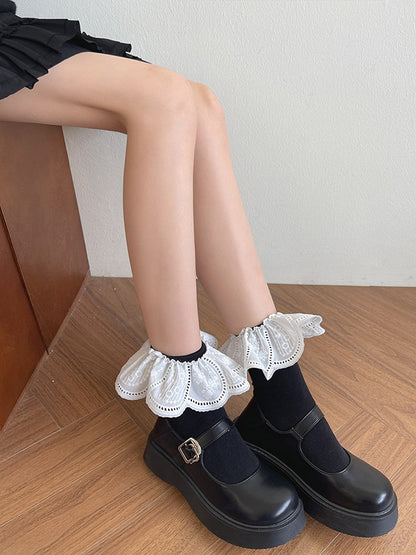 Pattern Trim Black/White Floral White Socks Calf Lace with