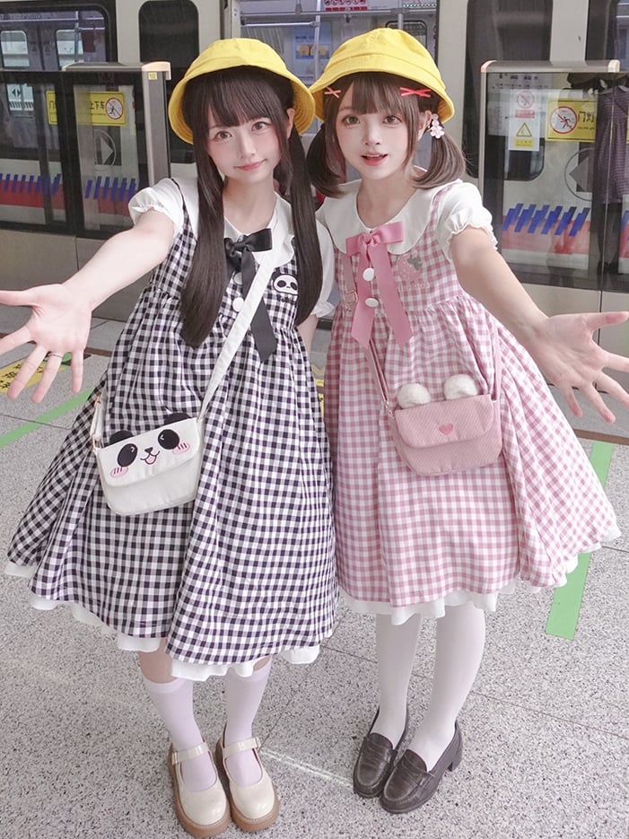 黒と白のパンダ柄ピーターパンカラーのチェック柄ショートパフスリーブドレス