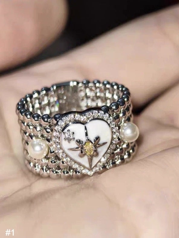 Bague Y2K argentée ornée de strass - Kiwi Store