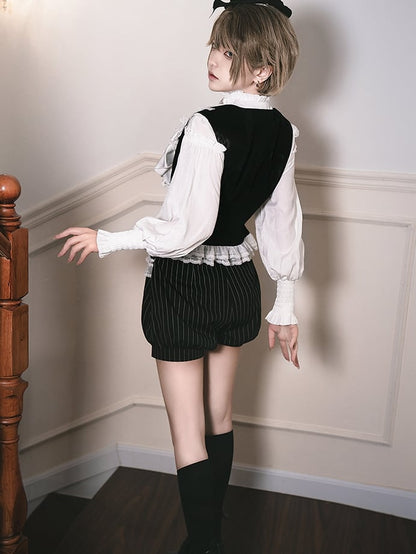 Schwarz-weißes Ouji Lolita-Komplettset: Hemd + Weste + Shorts + Jabot