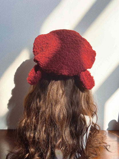 ホワイト/ブラック/レッド/ブラウンのフリース動物耳冬用ベレー帽