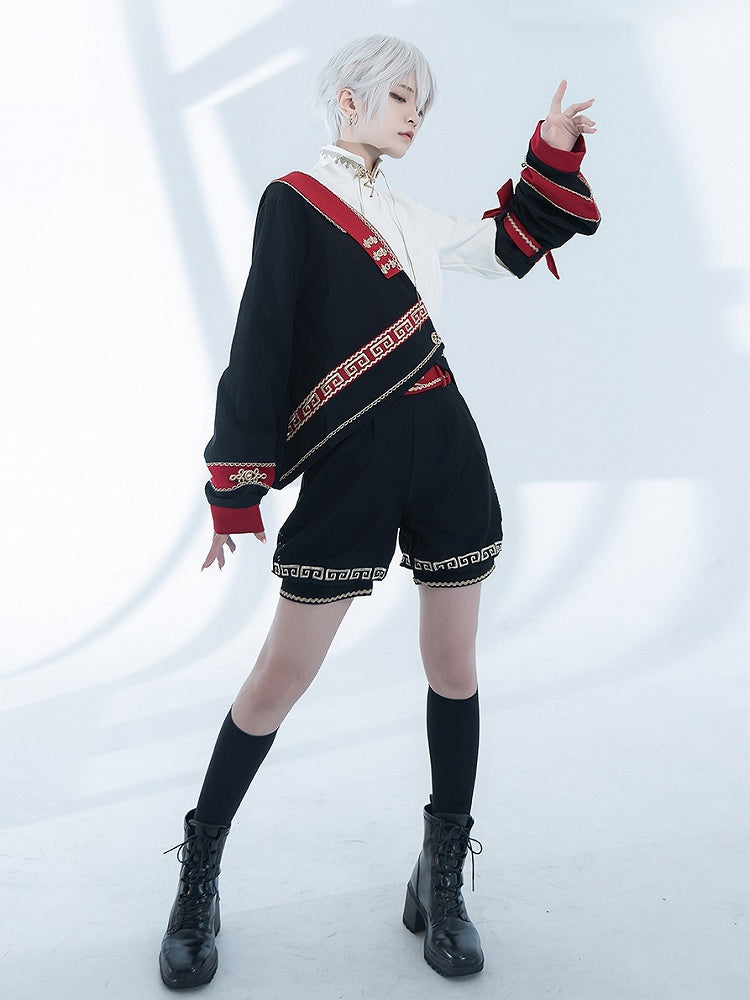 Motif Lace-Up Ruyi Red Gold Details Shorts High-Waisted Black with Embroidered Lace Trim