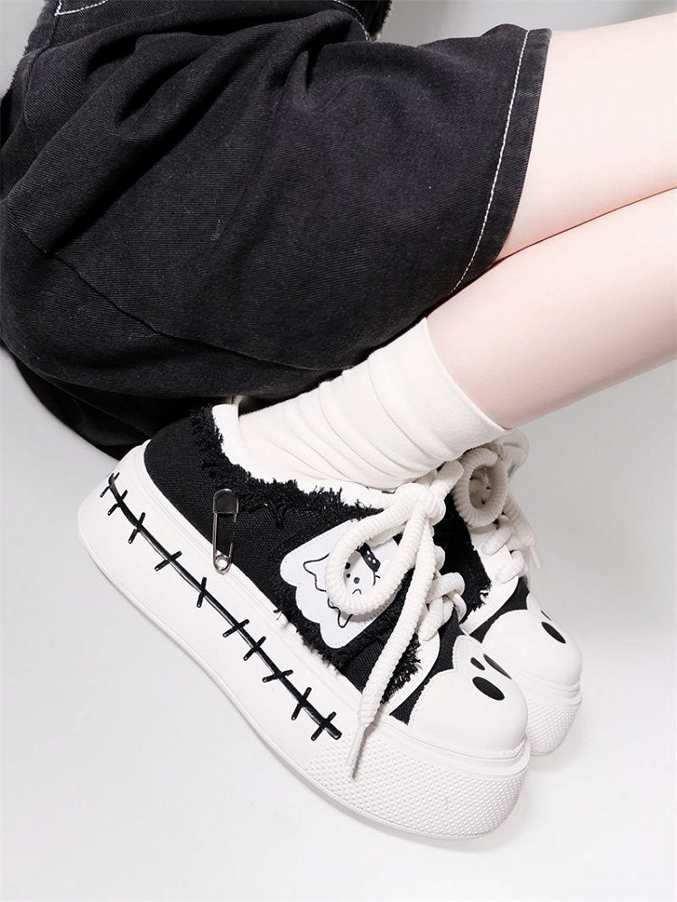 Sneakers Cute Black Ghost Platform Canvas and White