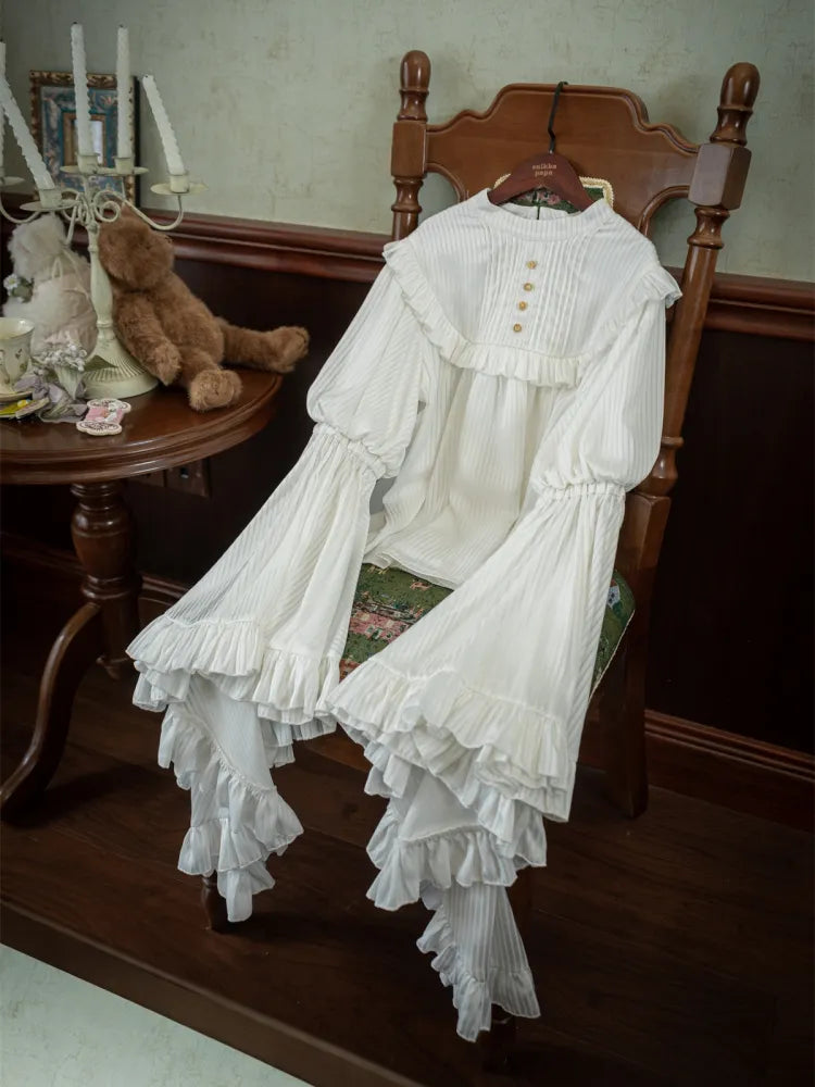 Bluse Weiß Volant Gothic Ärmel Glockenbesatz