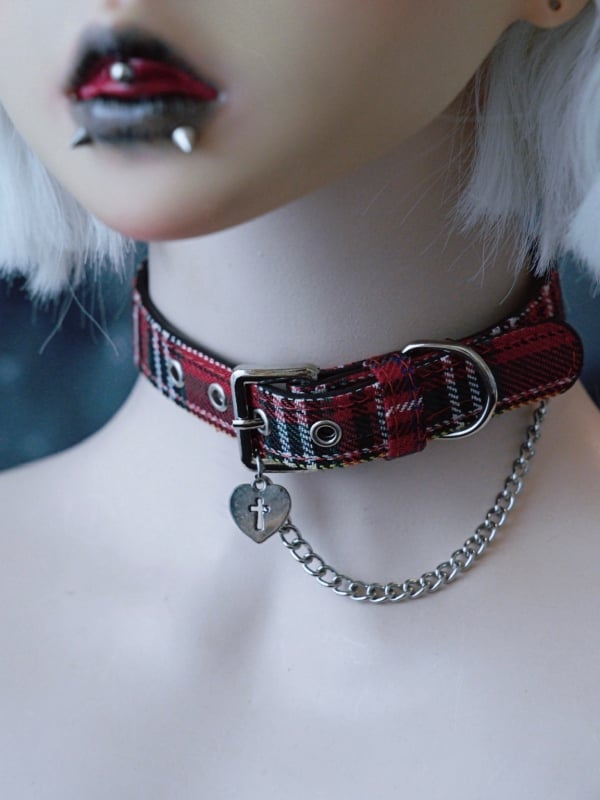 Choker Pendant Gothic And Plaid Cross Heart Decorated Chain RedGreen