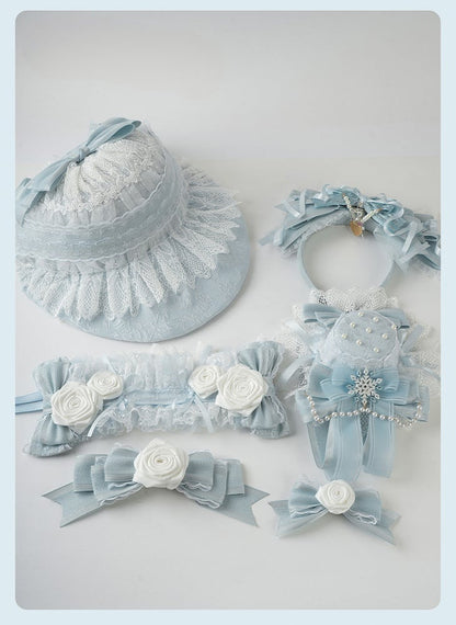 Lolita-Haube mit blauer Schleife und floralem Rüschen-Spitzenbesatz