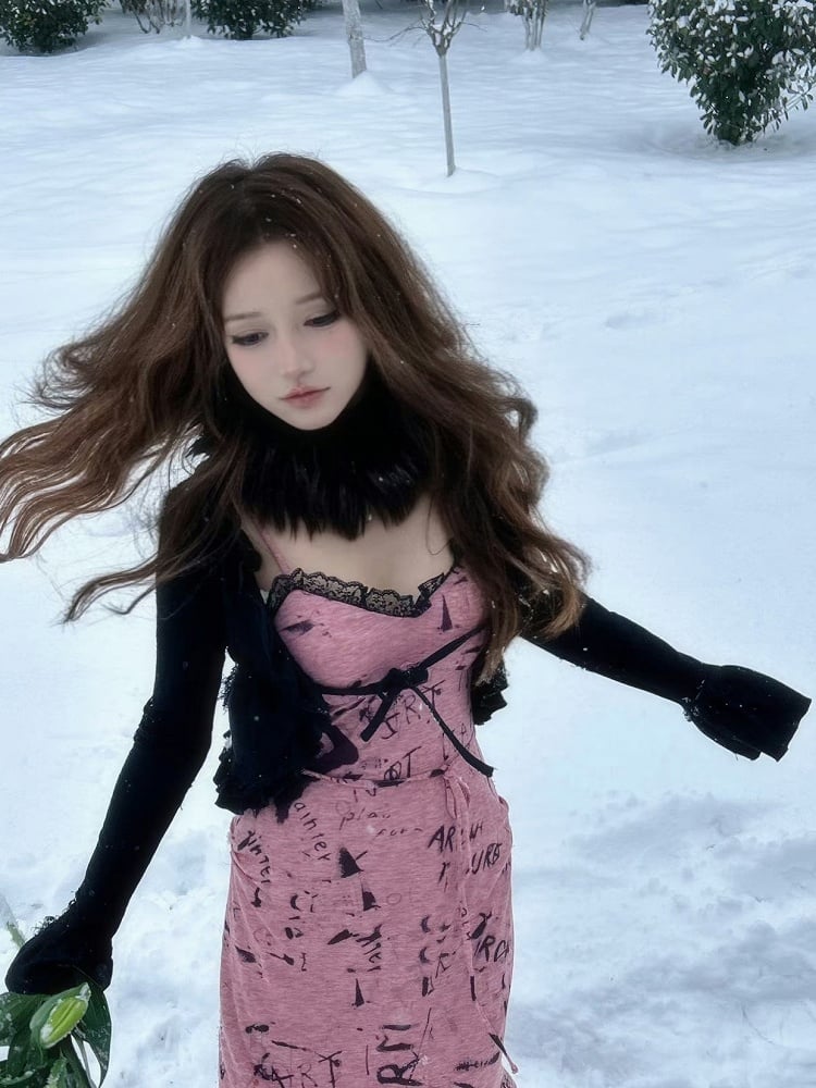 Black Bell Sleeves Cropped Top