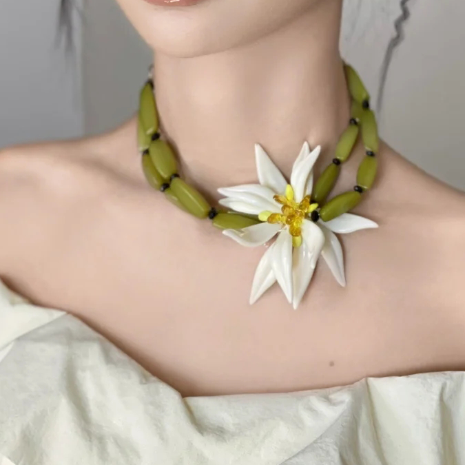 Beaded Design Necklace Y2K Floral