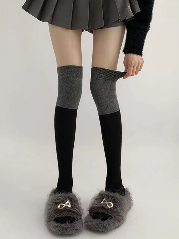 Cute Gray Extended Knee Dark Gray/Black/Black Stockings Over