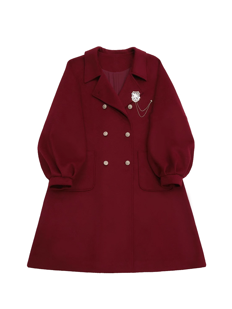 Roter, langer Wollmantel mit Reverskragen und zweireihigem Kragen