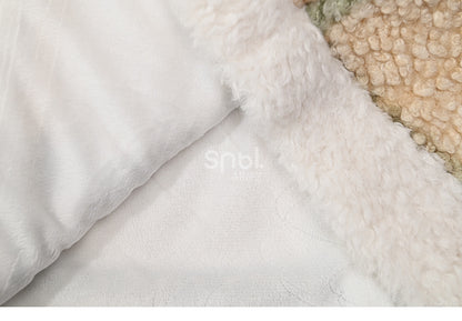 Green Cute Lamb Applique Plaid Fleece Skirt with Pockets