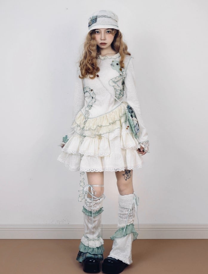 Lace Tiered with Vintag Beige Skirt Accents