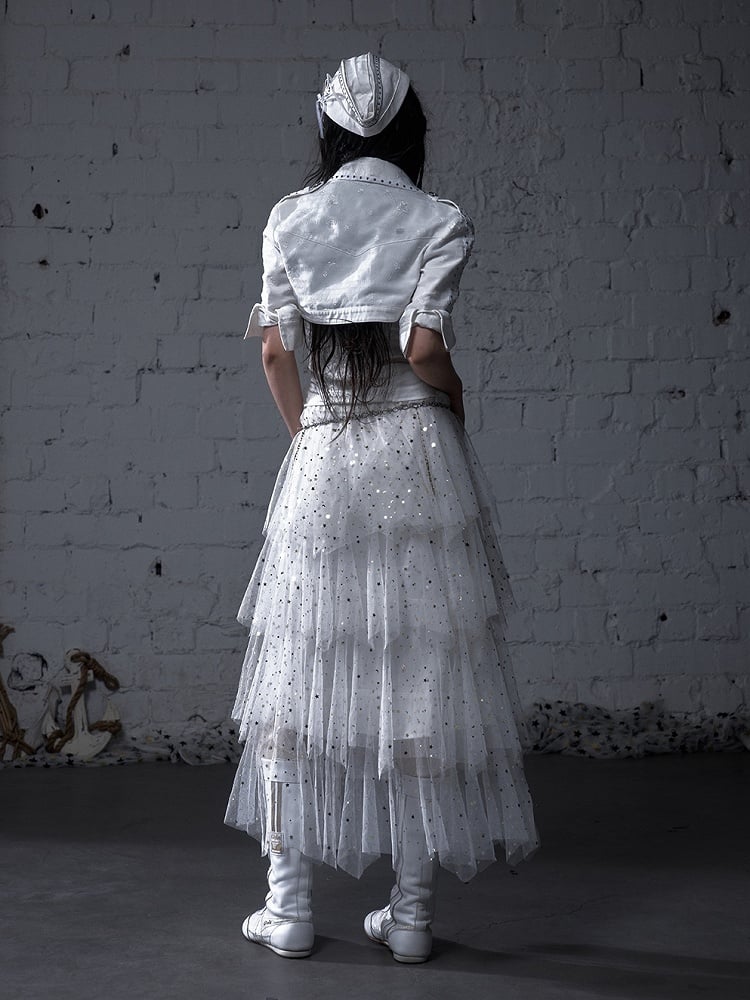 ブラック/ホワイト/アプリコット