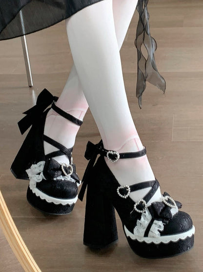 Bow Details Hearts with Beaded