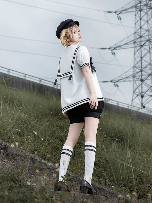 and Sailor Collar Black Shirt White Shorts Sleeves Short