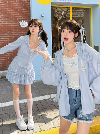 ライトブルーの伸縮性ウエストのスイートバブルスカート