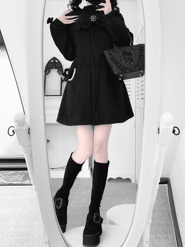 Jirai Kei Black Wool Blend Coat with Lace Sailor Collar and Beaded Chain Accented Pockets