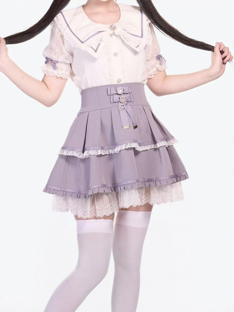 Jirai Kei Bluse mit Schleife, lila-weißem Kragen, Schleifen und Kronenbrosche