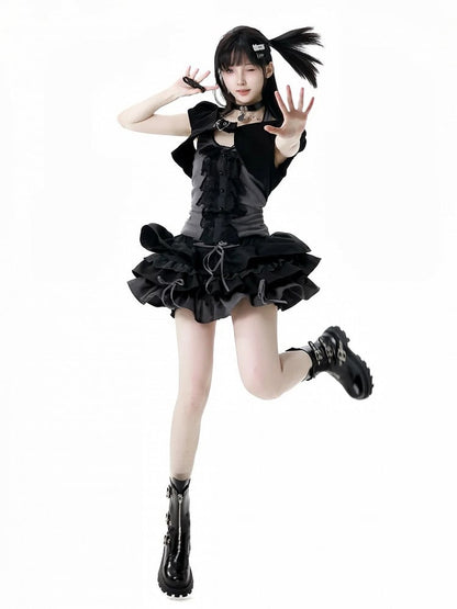 Top Cropped Kurze Herzschnalle Schwarze Ärmel