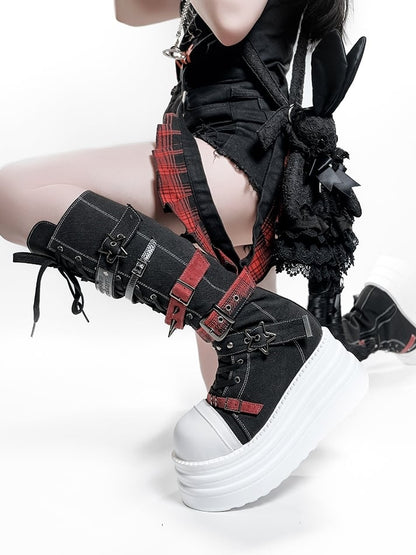 Bottes à plateforme avec système de fermeture, Punk, Hybride en toile rouge et noire