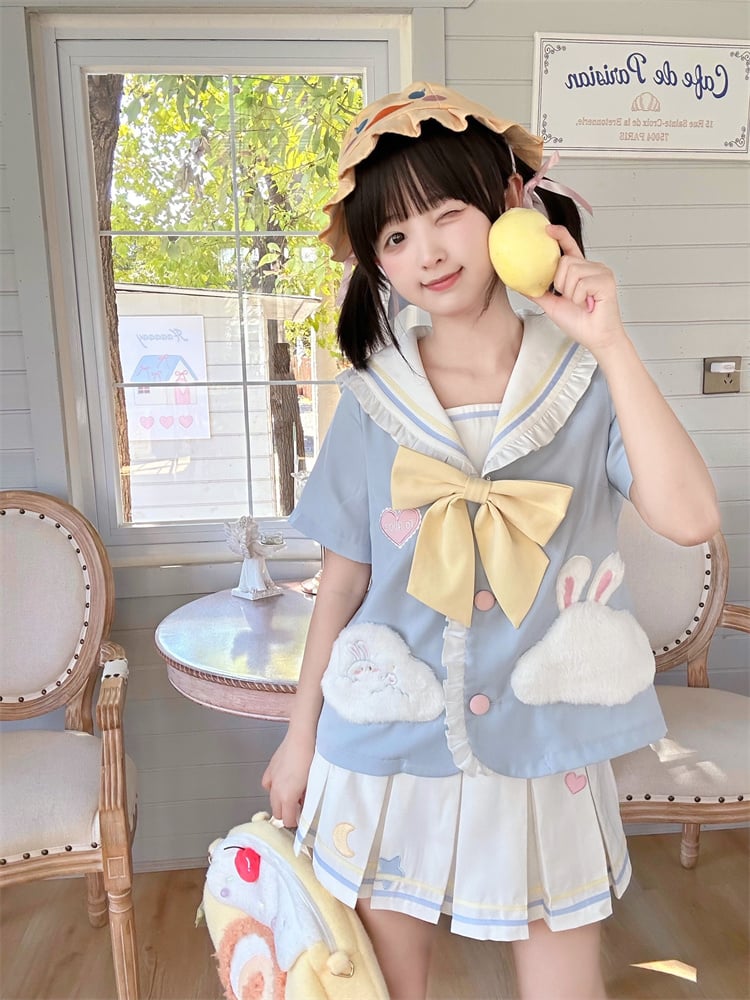 ホワイトプリーツスタームーン刺繍スカートボックス