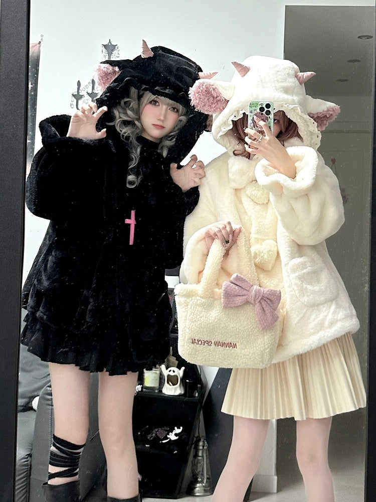 黒のキュートなラムの耳付きフード付き冬用着心地の良いプラッシュコート