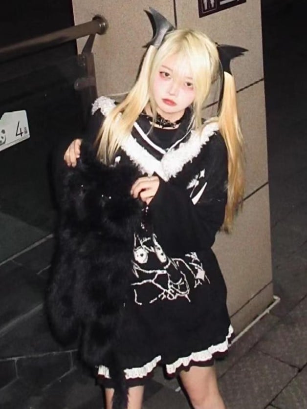 and Cartoon Detachable Black Jira Girl Design with Sailor Kei Sweater Collar