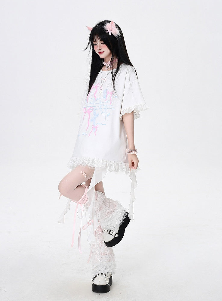 Tシャツ ホワイト/ブラック カスケードフリルアクセント 蝶結びプリント ルーズ