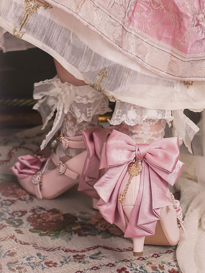 Light Charm Top Beaded at Pink Heart Bow Decorated Crisscross