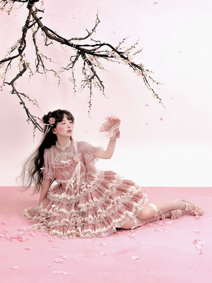 Rosa Kleid Goldfisch Lolita mit Stickerei und süßen Details Rüschen Stufenspitze