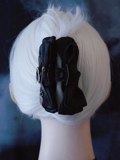 Schwarz mit Clip-Charme Gothic Bowknot Claw Heart verzierte Schnalle