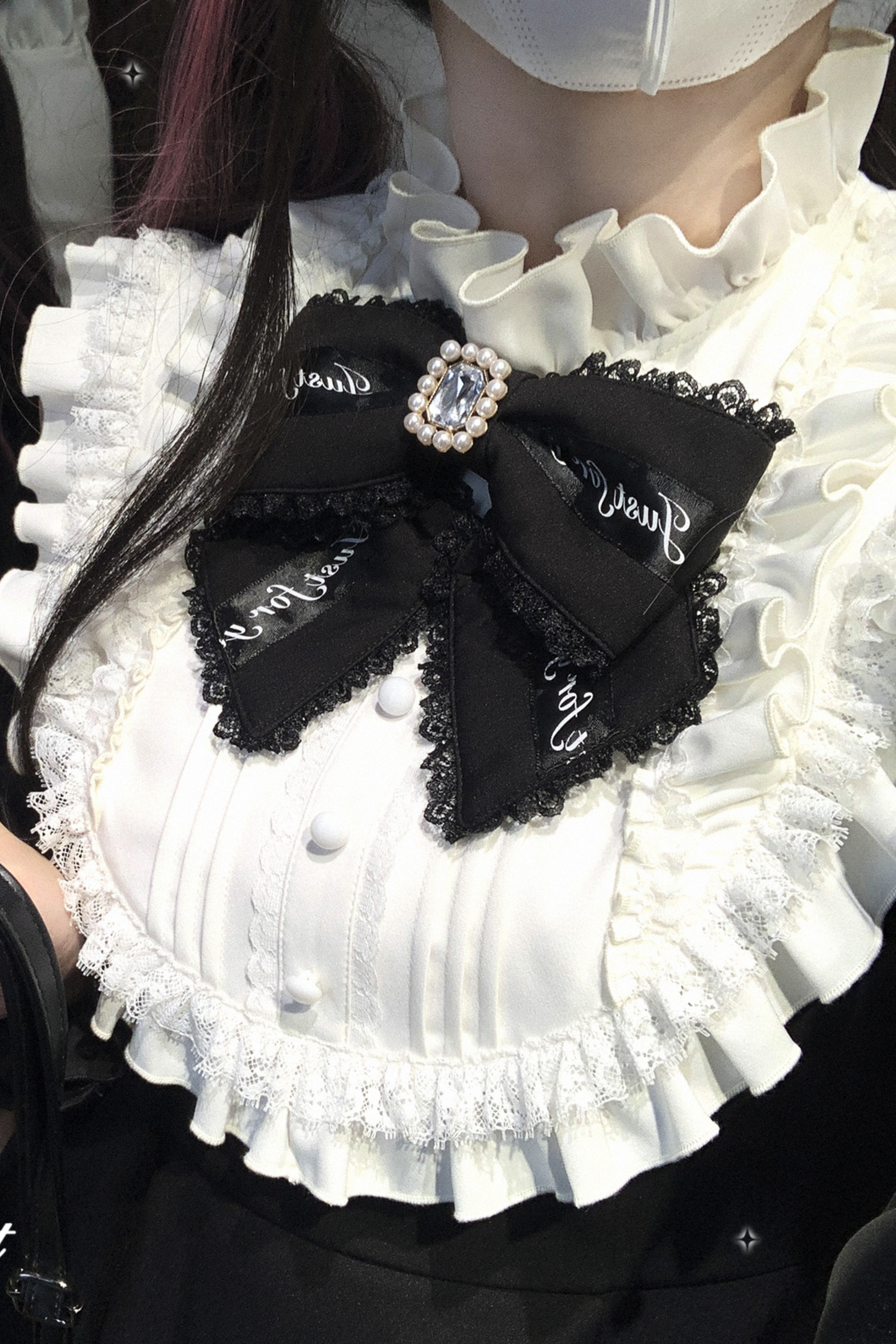 Ruffle + Princess Ribbon Top Off-Shoulder Shorts